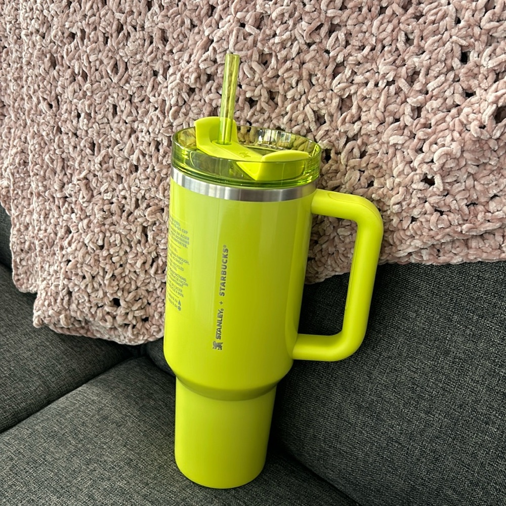 Stanley x Starbucks stainless steel vacuum cup tumbler 40oz